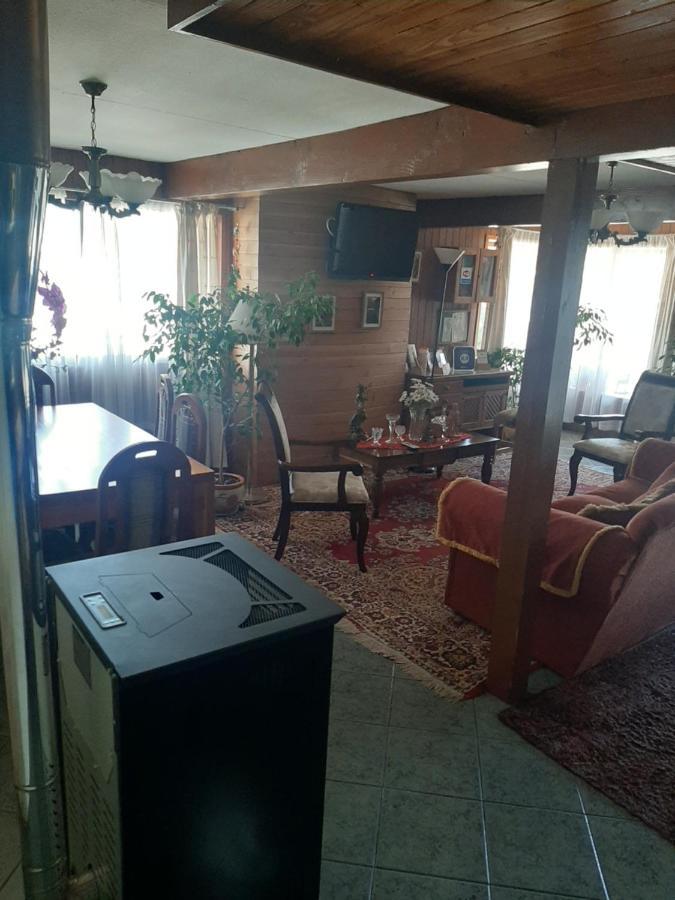 Hostal Victor Пукон Экстерьер фото